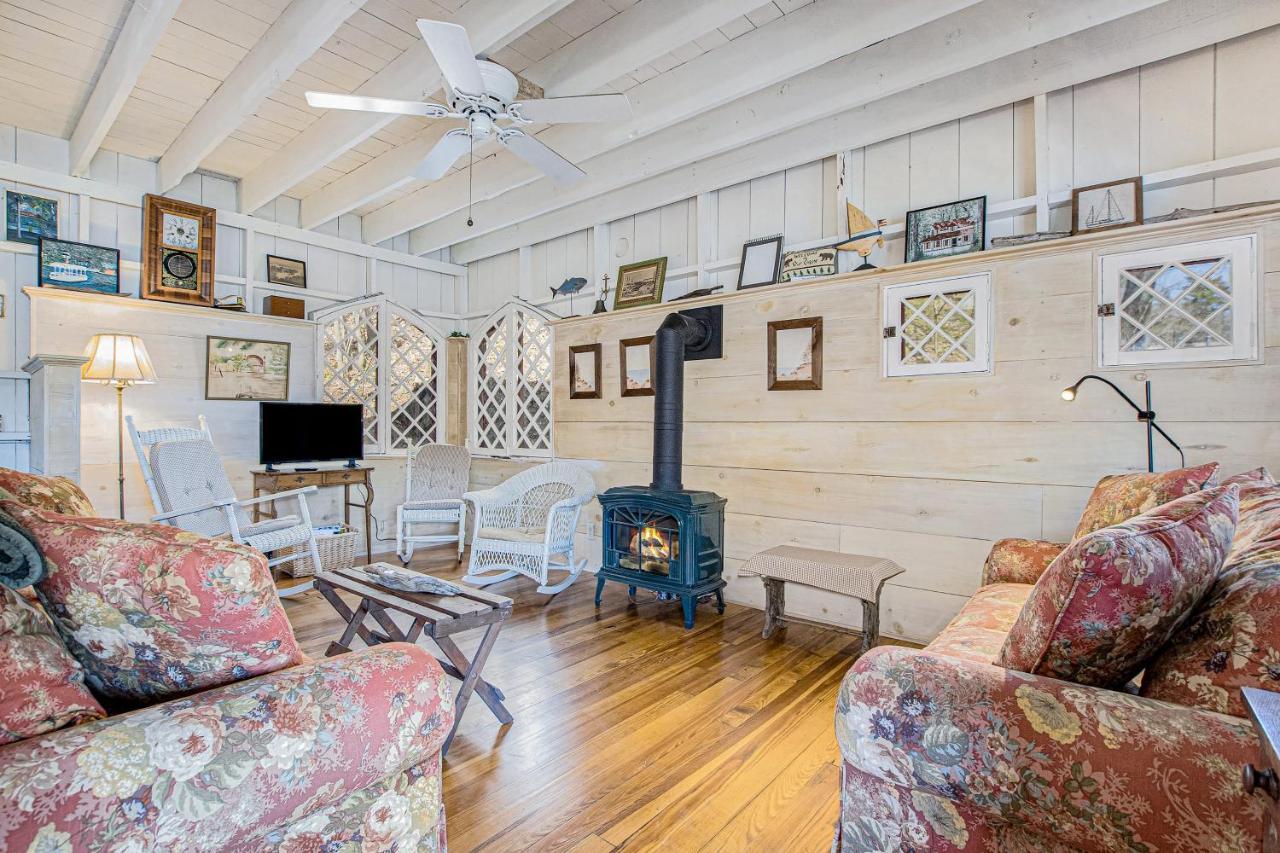 Anna'S Cottage Saugatuck Buitenkant foto